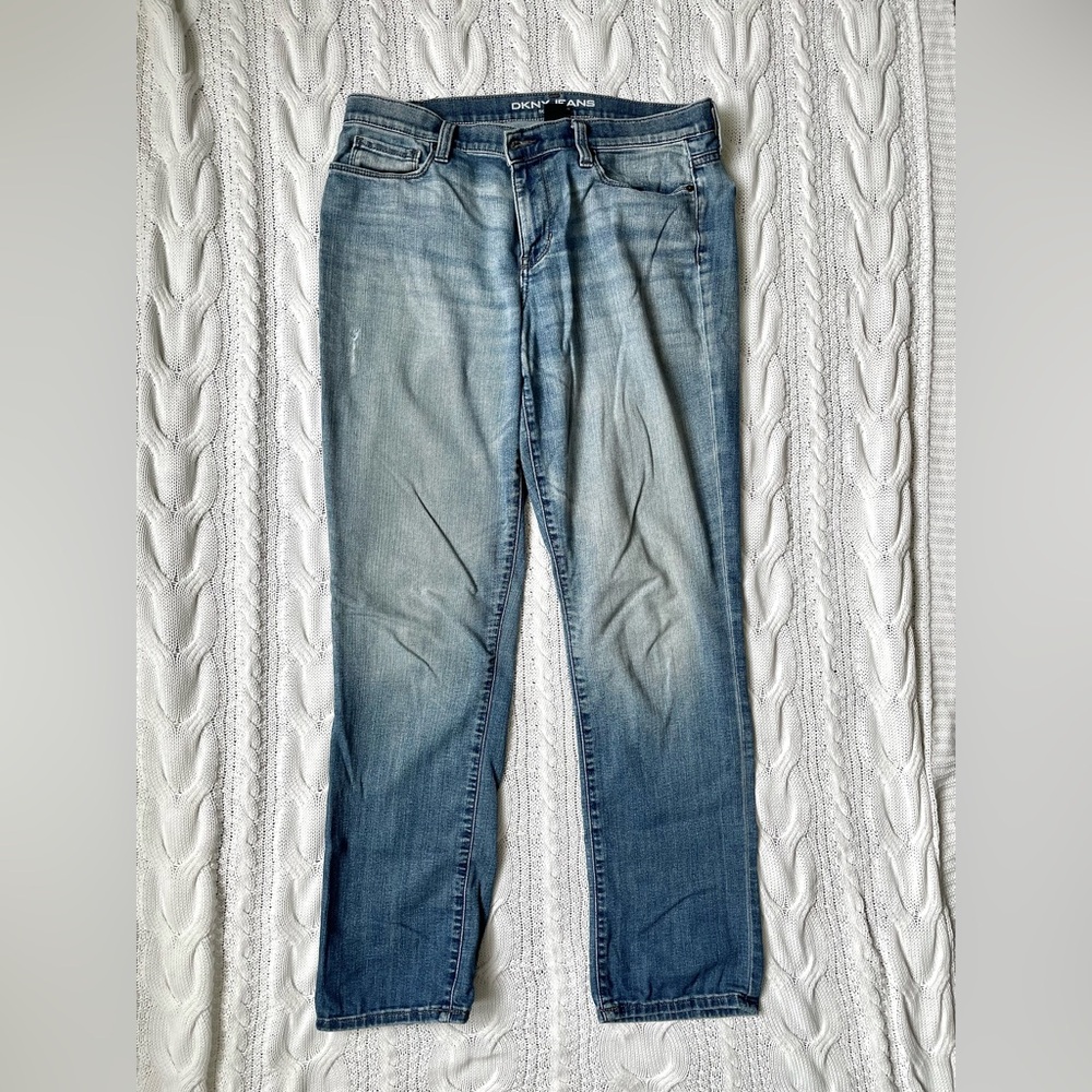 DKNY Soho Skinny Jeans Size 8 Blue Mid Rise Distressed